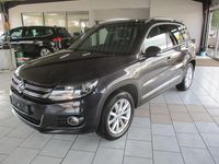 Gebraucht VW Tiguan LOUNGE 140 PS (102 kW) 2015 Grau SUV