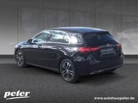 Gebraucht Mercedes A220 Advanced Plus 190 PS (139 kW) 2024 Metalliclack kosmosschwarz Limousine