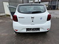 Gebraucht Dacia Sandero Ambiance 73 PS (53 kW) 2017 Weiß Kleinwagen