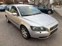Gebraucht Volvo V50 125 PS (91 kW) 2006 Silver metallic / metallic Kombi