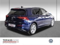 Gebraucht VW Golf VIII Life 131 PS (96 kW) 2024 Blau Kleinwagen