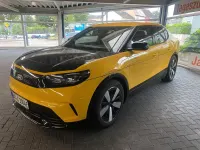Gebraucht Ford Capri Extended Range 210 kW (286 PS) 2025 Omg yellow 7 schwarz foliert SUV