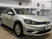 Gebraucht VW Golf VII Comfortline 131 PS (96 kW) 2019 Reflexsilber metallic Limousine