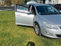 Gebraucht Opel Astra 110 PS (80 kW) 2010 Silber Kombi