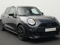 Używany Mini Cooper 156 KM (114 kW) 2024 Szary Hatchback