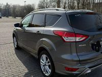 Gebraucht Ford Kuga 163 PS (119 kW) 2014 Grau SUV