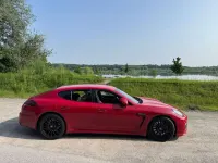 Gebraucht Porsche Panamera 441 PS (324 kW) 2016 Rot Kleinwagen