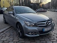 Gebraucht Mercedes C220 170 PS (125 kW) 2012 Grau Coupé