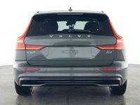 Gebraucht Volvo V60 Plus 197 PS (144 kW) 2025 Forest lake Kombi