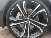 Second-hand Volvo V90 Ultimate 197 CP (144 kW) 2024 Gri Break