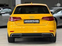 Gebraucht Audi e-tron Sport 150 kW (204 PS) 2018 Gelb SUV