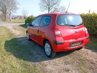 Gebraucht Renault Twingo 59 PS (43 kW) 2010 Rot Kleinwagen