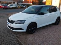 Gebraucht Skoda Fabia Ambition 90 PS (66 kW) 2015 Weiß Limousine