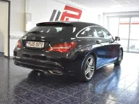 Gebraucht Mercedes CLA180 AMG line 122 PS (89 kW) 2018 Kosmosschwarz Limousine