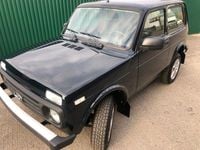 Neu Lada niva 83 PS (61 kW) 2026 Grün SUV