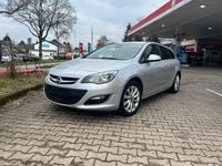 Gebraucht Opel Astra 165 PS (121 kW) 2013 Grau Kombi