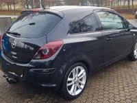 Gebraucht Opel Corsa Color Edition 101 PS (74 kW) 2010 Schwarz Kleinwagen
