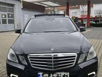 Gebraucht Mercedes E500 Avantgarde 387 PS (284 kW) 2010 Schwarz Limousine