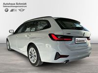 Gebraucht BMW 320 Advantage 190 PS (139 kW) 2022 Alpinweiß uni Kombi