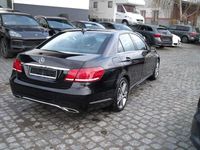 Gebraucht Mercedes E220 170 PS (125 kW) 2013 Schwarz Limousine