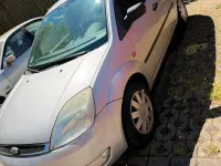 Second-hand Ford Fiesta 68 CP (50 kW) 2005 Gri Hatchback