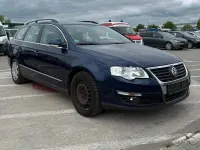 Gebraucht VW Passat Comfortline 140 PS (102 kW) 2010 Blau Kombi