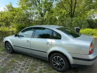 Usata VW Passat 115 CV (84 kW) 2003 Argento Berlina