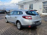 Gebraucht Renault Mégane III Expression 106 PS (77 kW) 2011 Grau Limousine