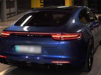 Gebraucht Porsche Panamera 421 PS (309 kW) 2017 Blau Kleinwagen