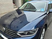 Gebraucht VW Passat 150 PS (110 kW) 2015 Blau Kombi