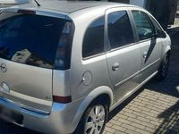 gebraucht Opel Meriva 1.6 .AHK abnehmbar.