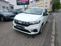 Gebraucht Dacia Sandero Essentiel 67 PS (49 kW) 2024 Weiß Limousine
