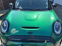 Gebraucht Mini Cooper SE 135 kW (184 PS) 2023 Grün Kleinwagen