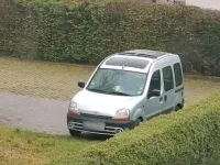 Gebraucht Renault Kangoo 75 PS (55 kW) 2003 Silber Van / Kleinbus