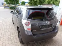 Gebraucht Toyota Verso Life 147 PS (108 kW) 2010 Grau Van / Kleinbus