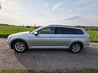Gebraucht VW Passat Comfortline 150 PS (110 kW) 2016 Silber Kombi