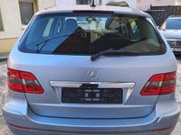 Gebraucht Mercedes E200 193 PS (141 kW) 2005 Blau Kombi