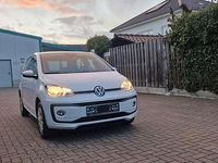 Second-hand VW up! 68 CP (50 kW) 2022 Alb Hatchback