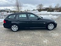 Second-hand BMW 318 143 CP (105 kW) 2012 Negru Break