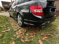 Gebraucht Mercedes 220 170 PS (125 kW) 2011 Schwarz Kombi