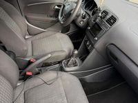 Gebraucht VW Polo LOUNGE 75 PS (55 kW) 2015 Blau Kleinwagen