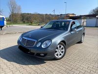 Gebraucht Mercedes E200 184 PS (135 kW) 2007 Blau Limousine