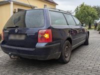 Używany VW Passat 101 KM (74 kW) 2002 Niebieski Kombi