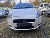 Gebraucht Fiat Punto Pop 69 PS (50 kW) 2013 Weiß Kleinwagen