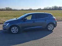 Gebraucht Renault Mégane IV LIMITED 116 PS (85 kW) 2019 Silber Limousine