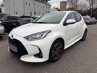Gebraucht Toyota Yaris Hybrid Comfort 116 PS (85 kW) 2023 Schneeweiß Kleinwagen