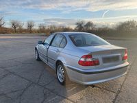 Gebraucht BMW 318 143 PS (105 kW) 2002 Silber Limousine