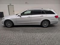 Gebraucht Mercedes E220 170 PS (125 kW) 2015 Iridiumsilbermet. Limousine