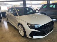 Gebraucht Audi RS3 Comfort 400 PS (294 kW) 2025 Arkonaweiß Limousine