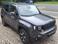 Gebraucht Jeep Renegade Trailhawk 179 PS (131 kW) 2022 Grau SUV